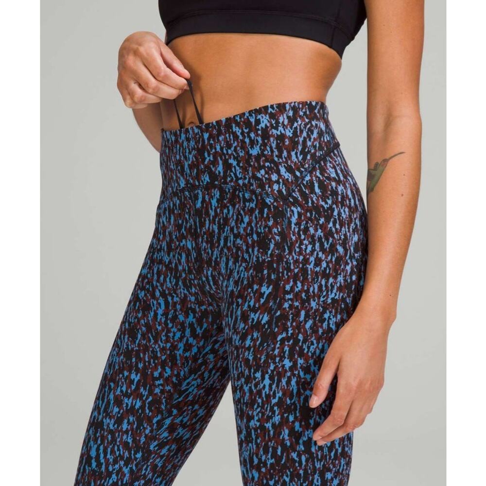 Lululemon Swift Speed High-Rise Tight 28" Leopard Camo Blue Nile Multi SZ 2 - Picture 4 of 7